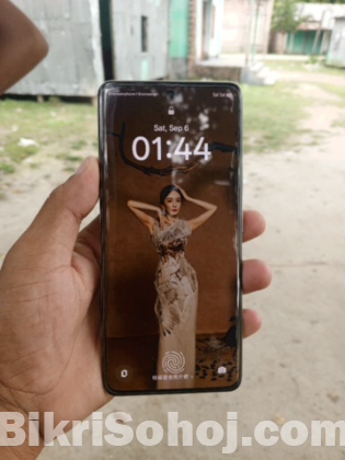 Realmi 12pro plus